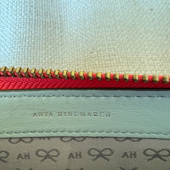 Anya Hindmarch coral colour leather zippy wallet - Picture 8 of 11